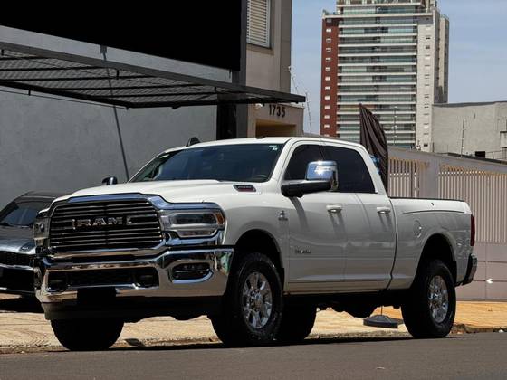 RAM 2500 6.7 I6 TURBO DIESEL LARAMIE CD 4X4 AUTOMÁTICO RAM 2500 6.7 I6 TURBO DIESEL LARAMIE CD 4X4 AUTOMÁTICO